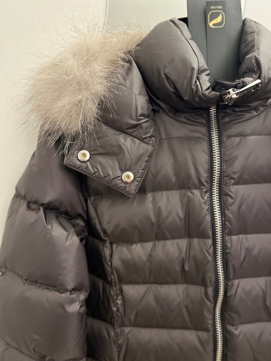 Andrew Marc Down Puffer w Hood NWT - Picture 4 of 11